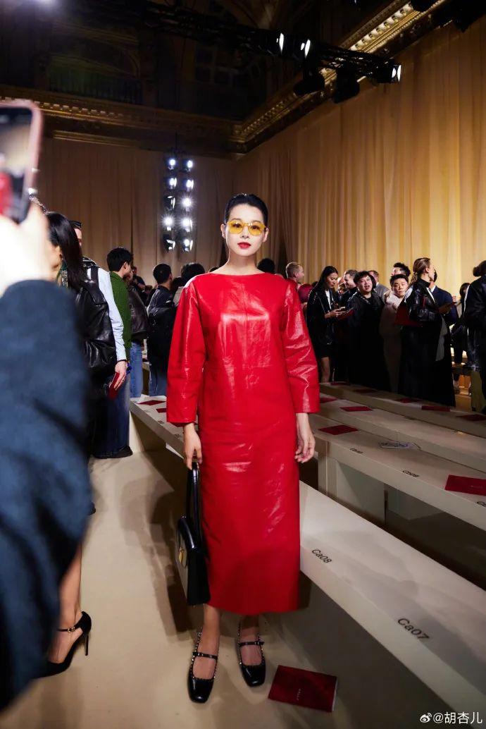 劉濤最新圖片曝光，演藝界的閃耀之星，展現(xiàn)璀璨風(fēng)采