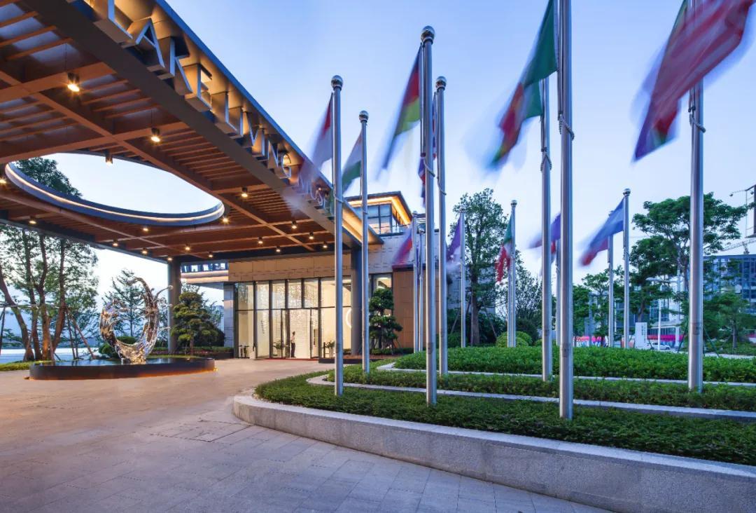 東湖小鎮(zhèn)最新動(dòng)態(tài)，自然美景探索之旅輕松啟程