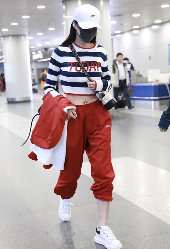 最新穿臍環(huán)時(shí)尚，你的個(gè)性之選！