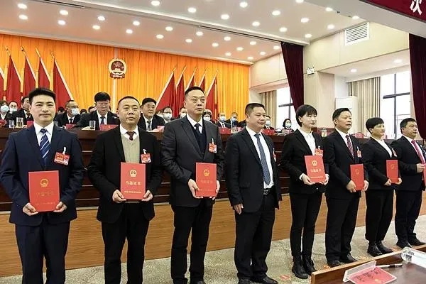 西秀區(qū)干部任，科技革新引領(lǐng)智慧生活