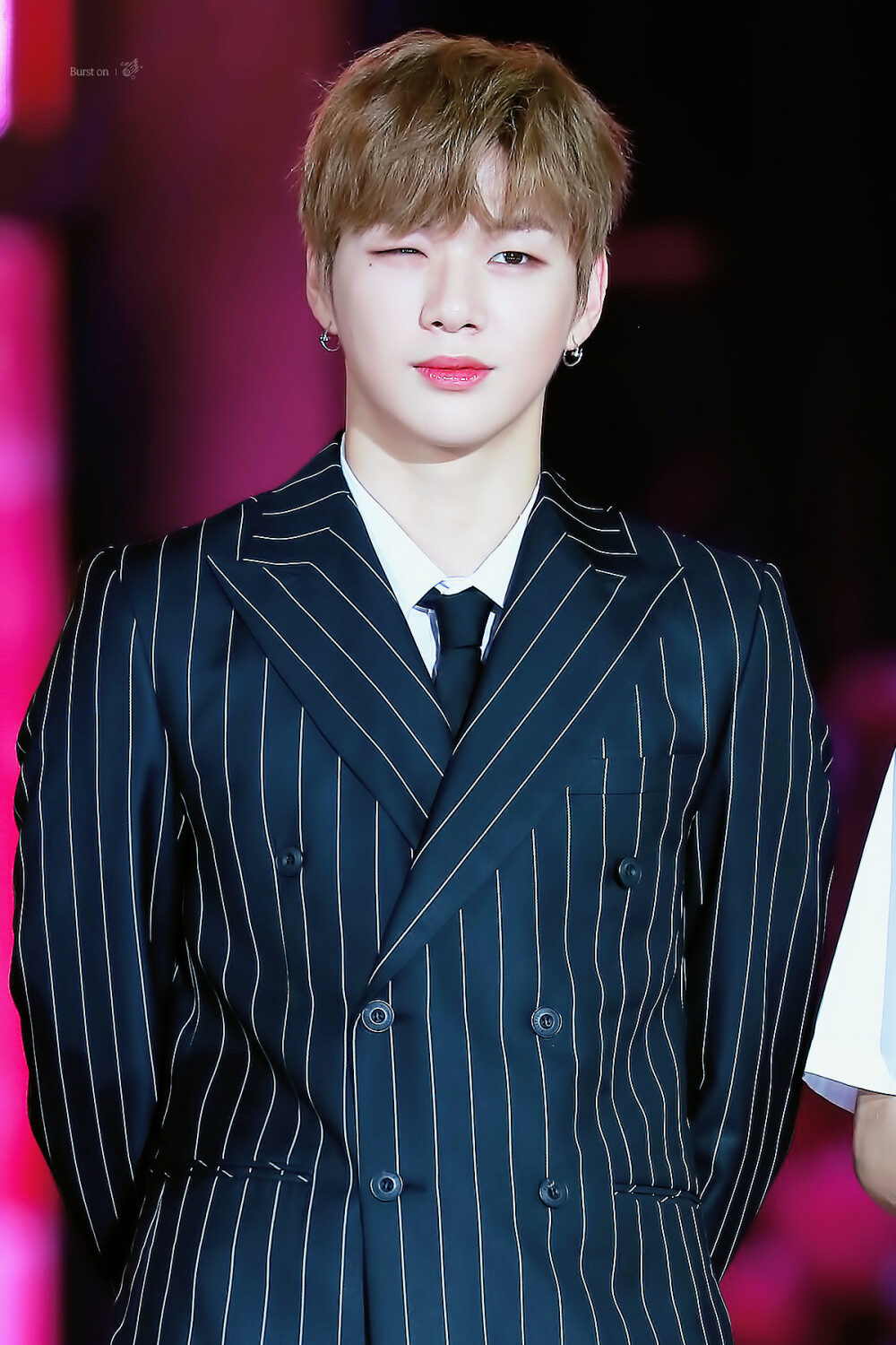 姜丹尼爾最新綜藝節(jié)目，自然美景的治愈之旅探索