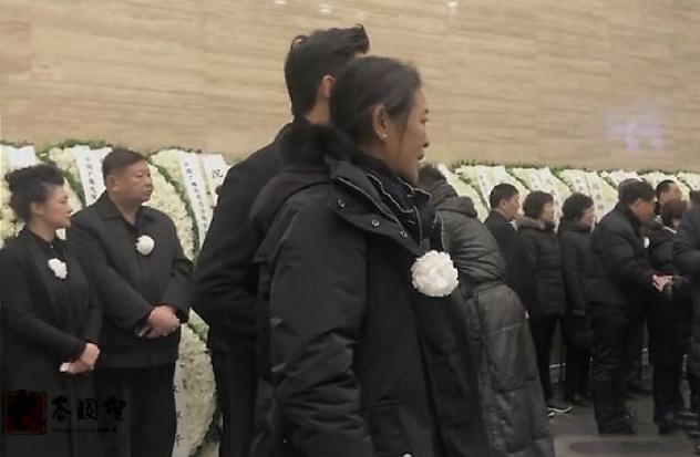 趙忠祥最新消息，科技巨頭引領(lǐng)潮流，全新高科技產(chǎn)品亮相舞臺(tái)