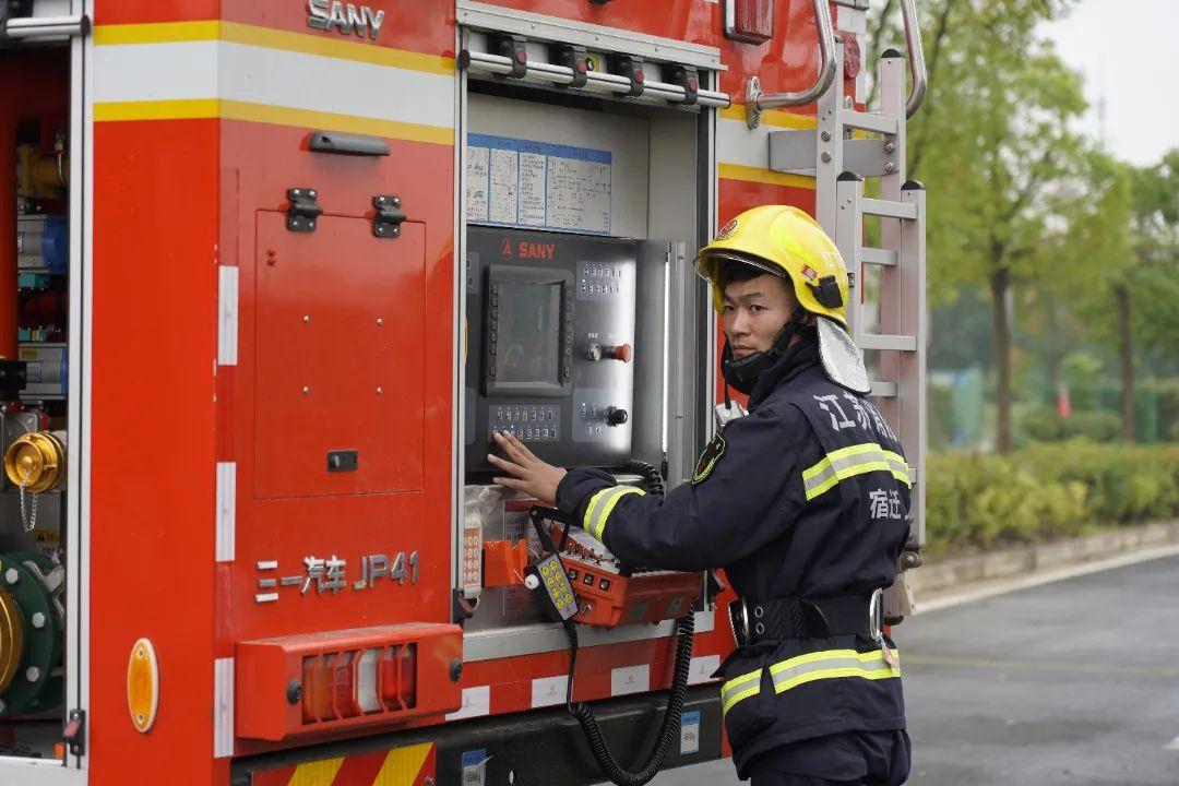 江蘇大火最新進(jìn)展，持續(xù)關(guān)注火勢(shì)情況及救援動(dòng)態(tài)