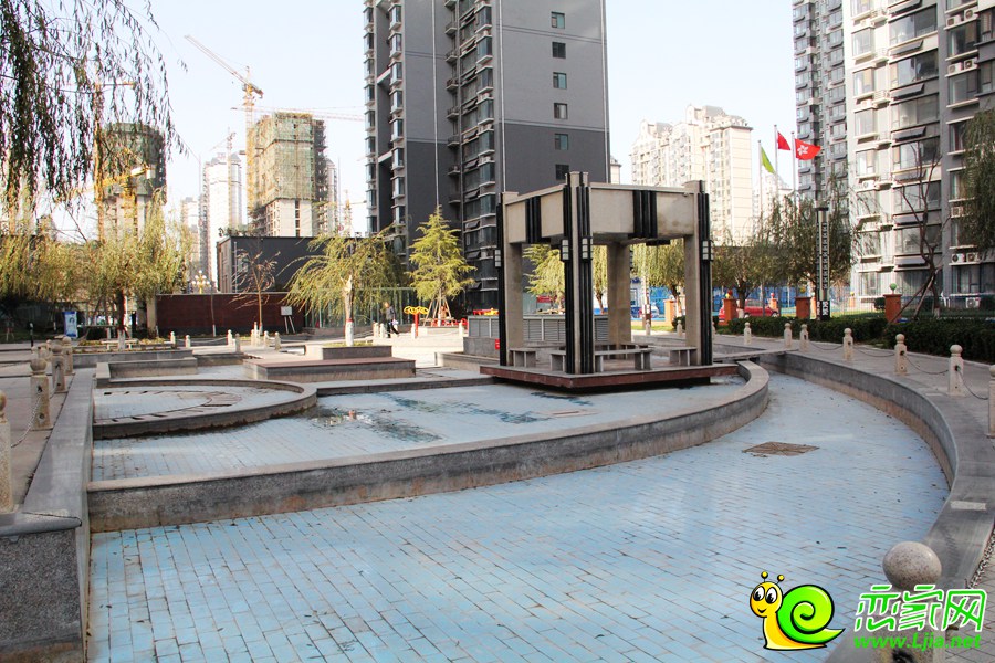 萬浩儷城東區(qū)最新房價，時代印記與城市的脈動