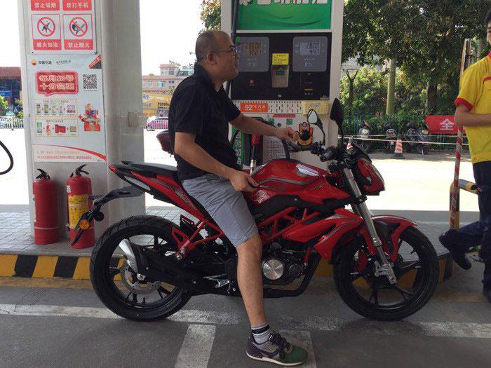 貝納利tnt150最新消息,貝納利TNT150最新消息，時代的新寵，摩托車界的翹楚