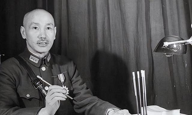 流行詞語最新動態(tài)2024，小巷深處的隱藏瑰寶亮相街頭潮流前線