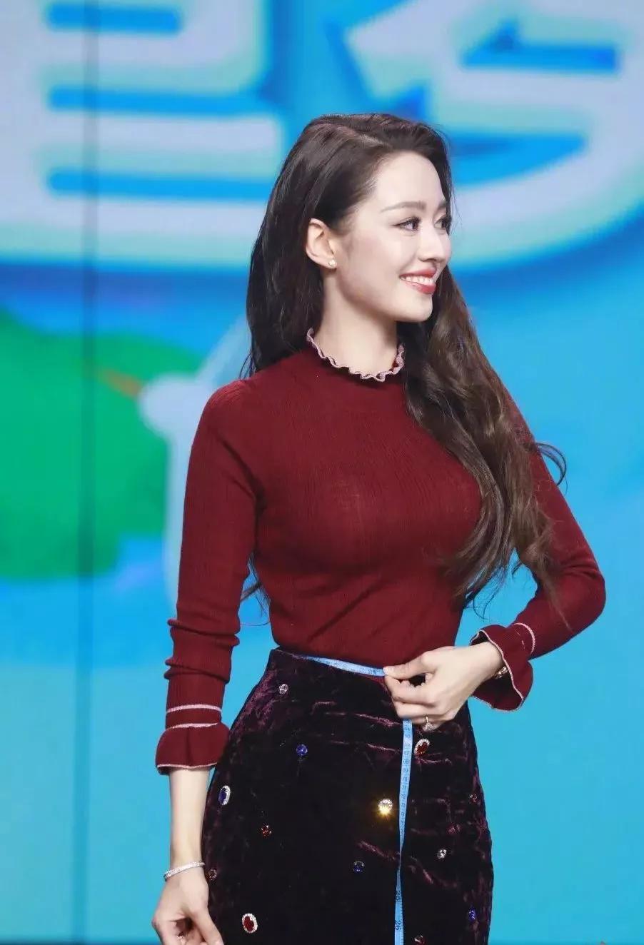 最新女星視頻，星光變化中的自信與成就力量