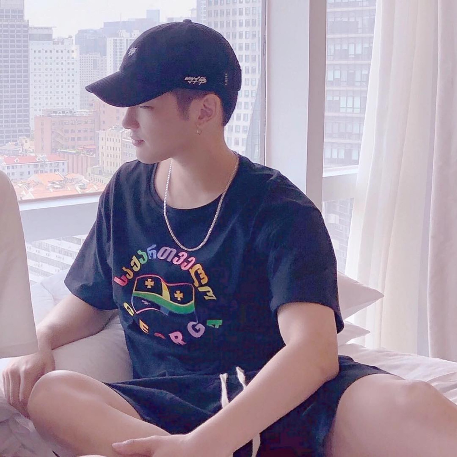 單人情侶的日常趣事，最新篇章