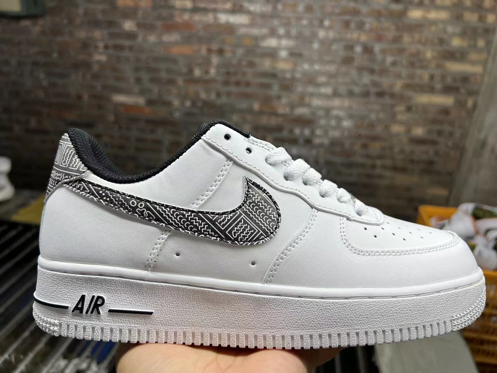 AF最新款時尚巔峰首發(fā)，引領(lǐng)潮流的巔峰之作！