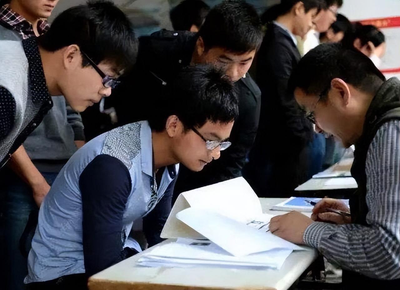 鐵路薪資改革邁入新時代，科技重塑未來，最新動態(tài)揭示變革趨勢