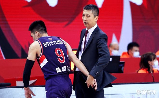 郭士強比賽視頻，籃球戰(zhàn)術與技術深度剖析