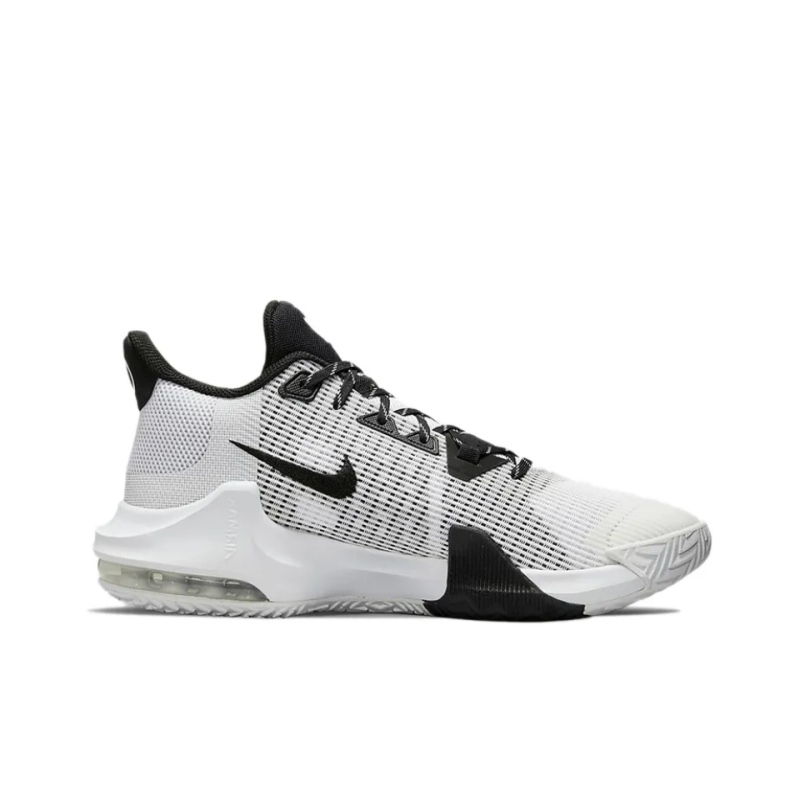 耐克最新籃球鞋，自信步伐，成就賽場榮耀