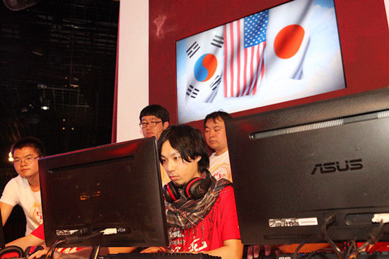 中日搏擊最新動態(tài)，如何學(xué)習(xí)與提升搏擊技能的全面解析