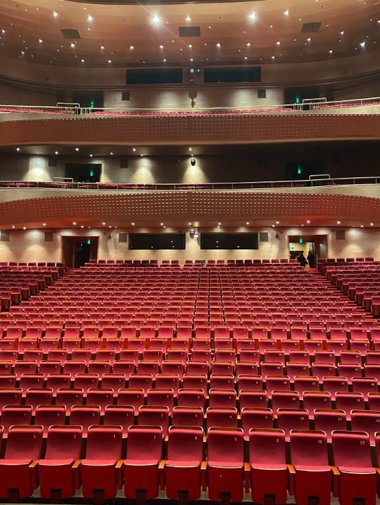 11月21日出生明星的寧靜之旅，與大自然美景的邂逅和內(nèi)心的尋找