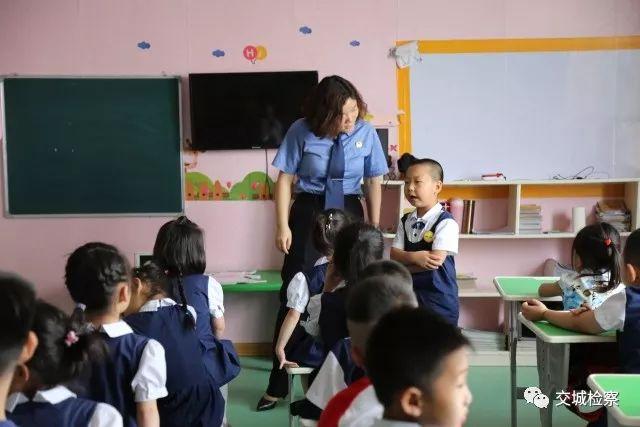 最新東方時事解讀，自然美景背后的探索之旅