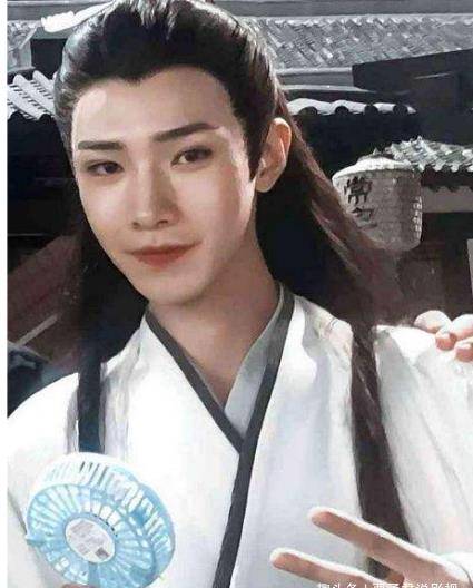 探尋舞臺與銀幕背后的藝術(shù)之旅，演員視鏡深度解析