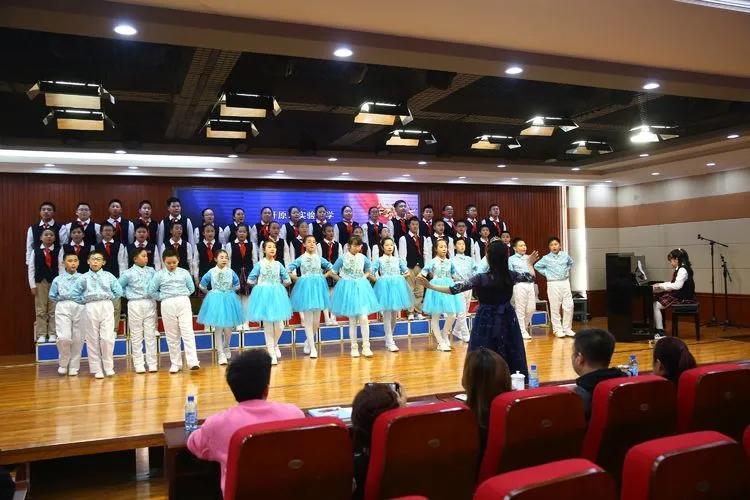 科技與藝術(shù)融合之作，智能合唱助手推薦適合合唱比賽的歌曲