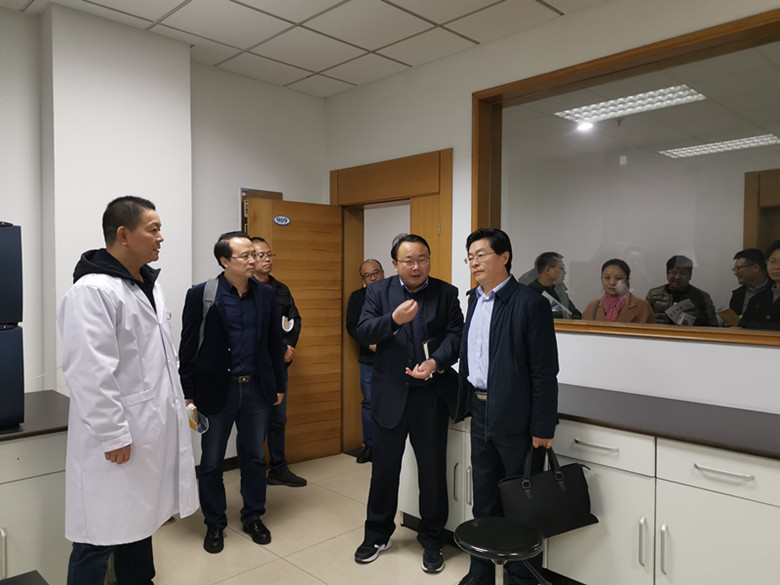 美國(guó)艾滋病研究掀起新篇章，最新研究動(dòng)態(tài)與重磅更新??