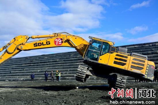 挖土機比賽，科技巨擘較量，重塑未來工程機械魅力之戰(zhàn)