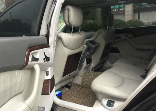 豪華與科技的完美融合，最新款大奔重磅登場