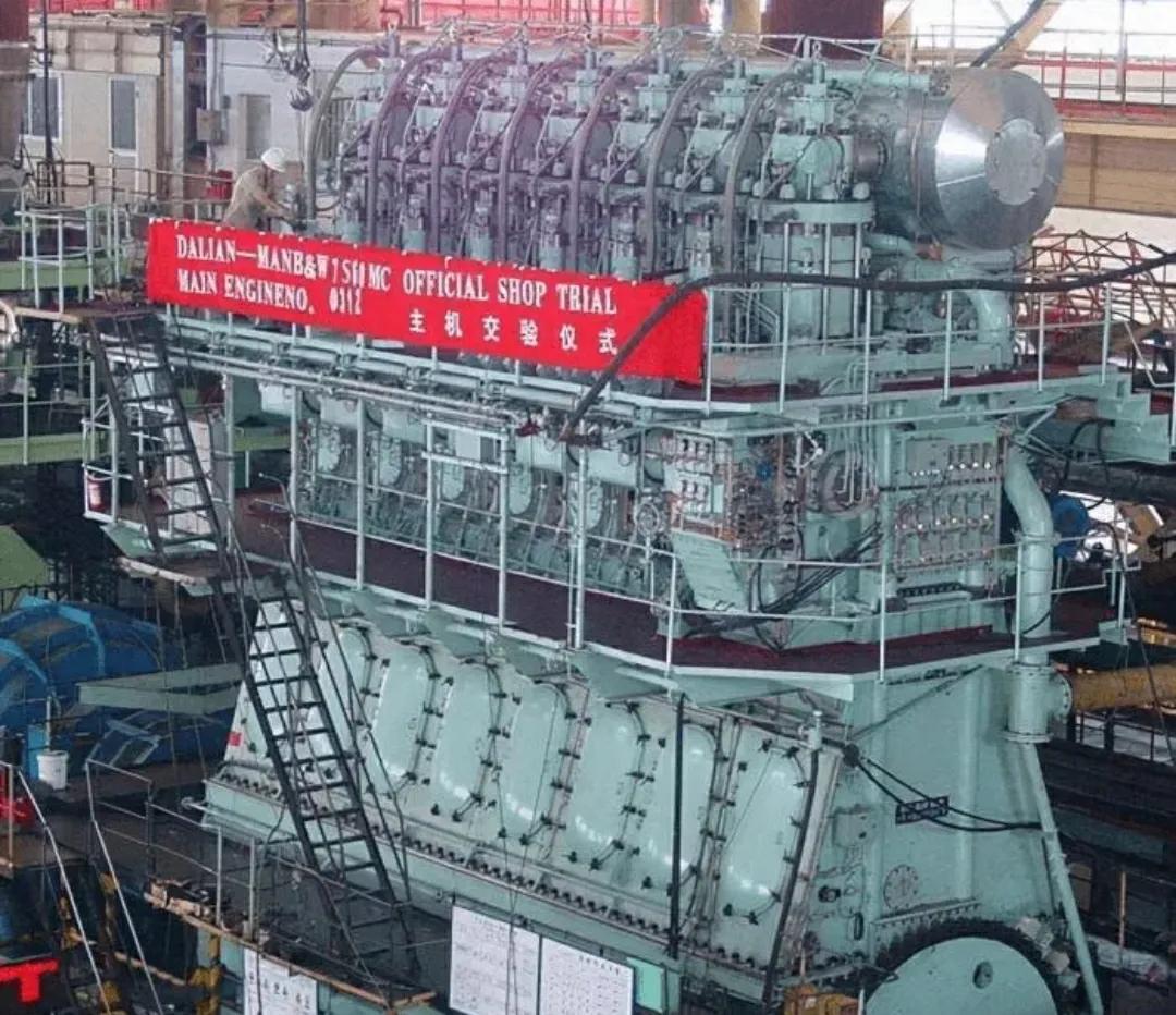 國(guó)產(chǎn)航母最新圖片，科技巨擘重塑未來視界，海洋守護(hù)者展現(xiàn)大國(guó)力量