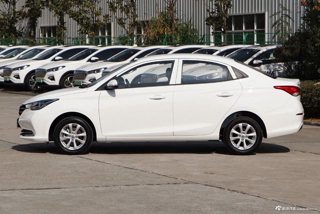 時(shí)代變遷中的矚目焦點(diǎn)，最新悅翔報(bào)價(jià)匯總