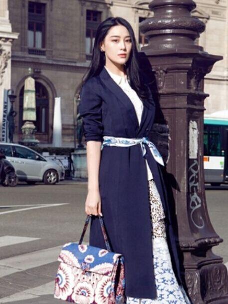 范冰冰最新街拍，時(shí)尚潮流的新標(biāo)桿典范