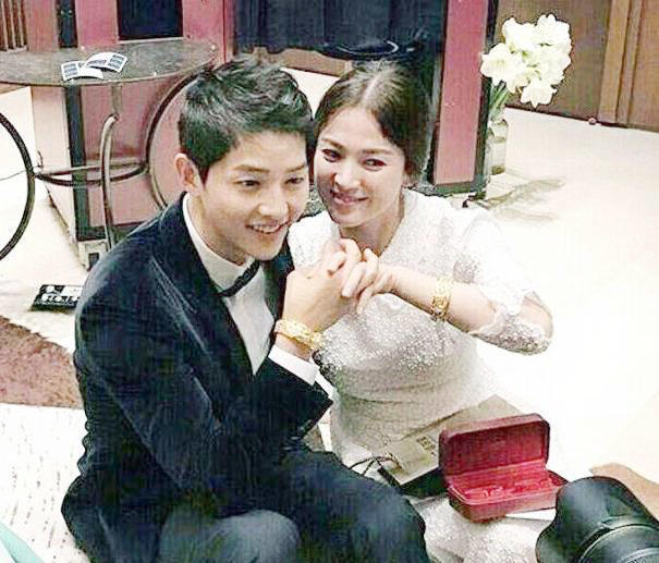 宋慧喬與宋仲基的最新動態(tài)，明星情侶變遷引發(fā)公眾關(guān)注熱議