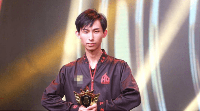 夢(mèng)淚最新視頻，變化中的學(xué)習(xí)之旅，自信與成就感的起點(diǎn)