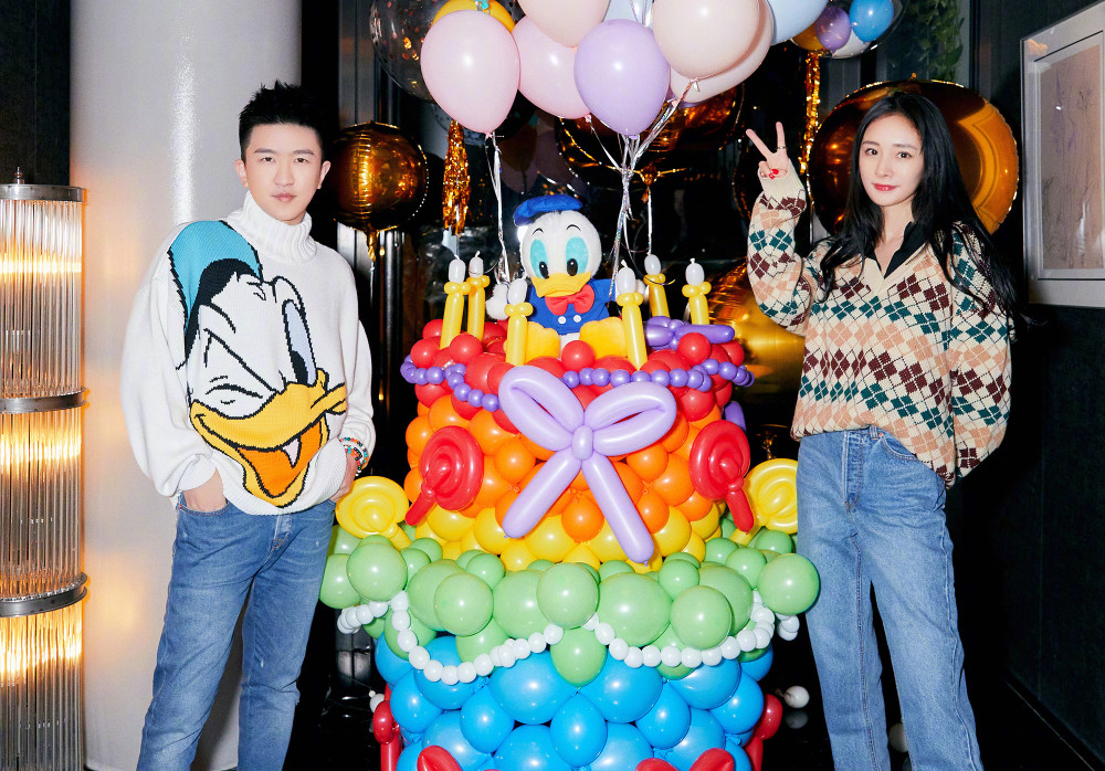 最新生日?qǐng)D片分享，小巷深處的特色小店，生日探索之旅啟程！