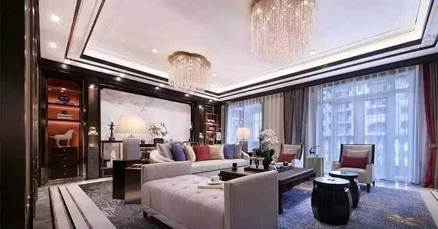 最新吊頂款，奇妙日常的探索