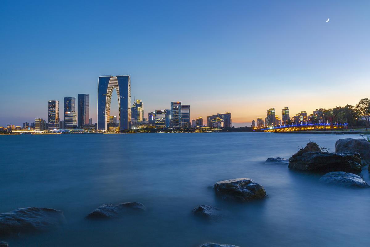 江蘇經(jīng)濟(jì)發(fā)展最新論述與動態(tài)分析