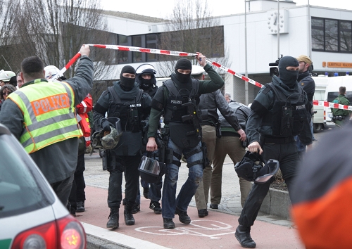 德國槍擊事件最新動態(tài)，變化中的力量與學(xué)習(xí)帶來的自信與成就感