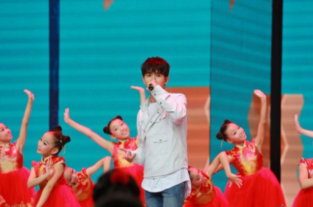 央視開學(xué)最新報道，教育的變革與未來展望