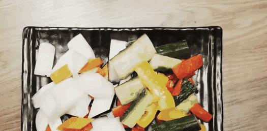 最新食物盛宴，味蕾之旅與友情的味覺(jué)交融