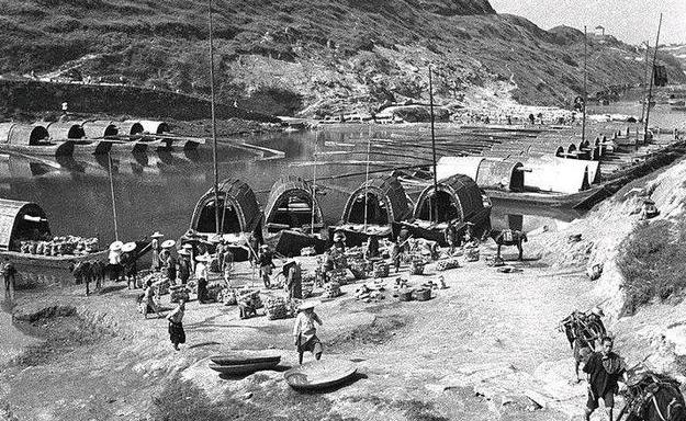 最新?lián)屬忹}現(xiàn)象透視，背后的原因與觀點分析