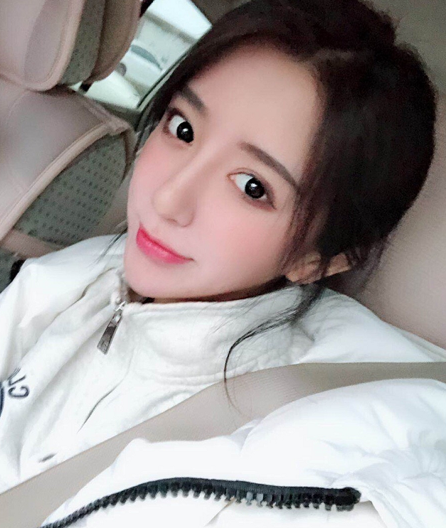 紅人網(wǎng)最新動(dòng)態(tài)，學(xué)習(xí)變化，自信助力夢(mèng)想實(shí)現(xiàn)