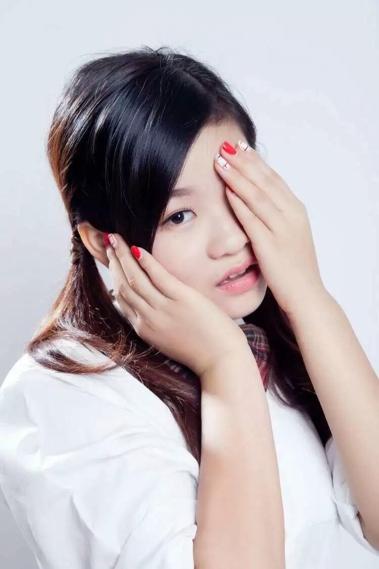 可欣最新，引領(lǐng)時尚潮流的新焦點人物