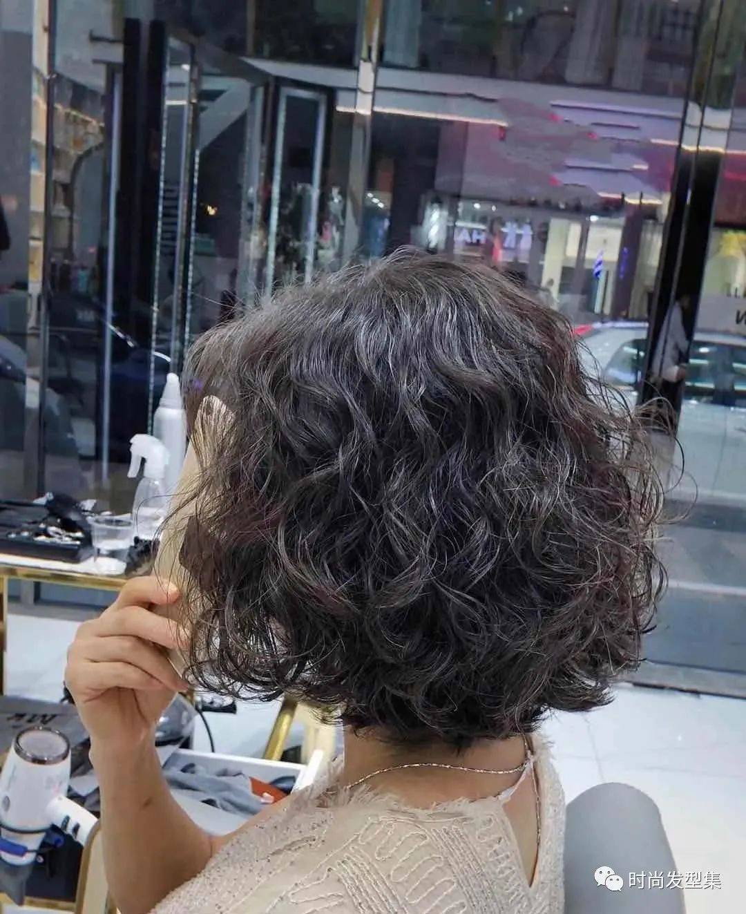 時尚潮流新選擇，最新造型燙燙發(fā)引領潮流風向標