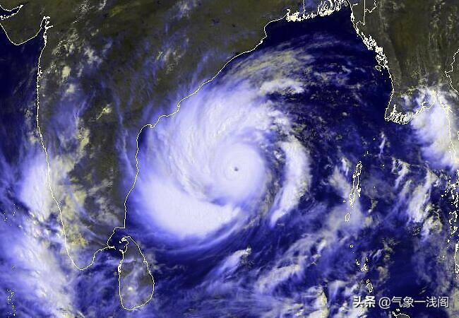 最新預(yù)報(bào)，關(guān)注臺(tái)風(fēng)動(dòng)態(tài)，警惕臺(tái)風(fēng)影響