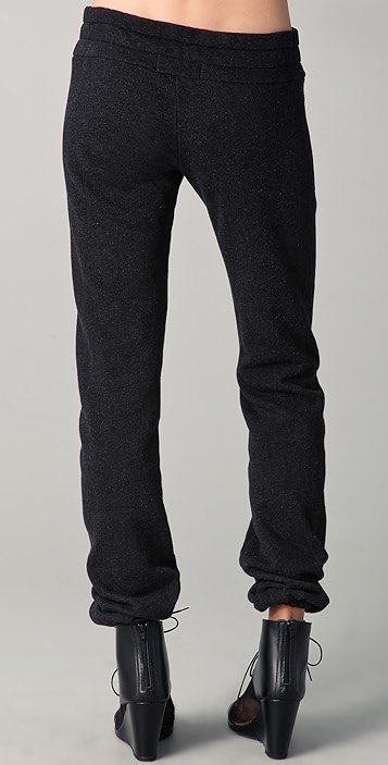 十字褲最新潮流，時尚潮流還是爭議話題？