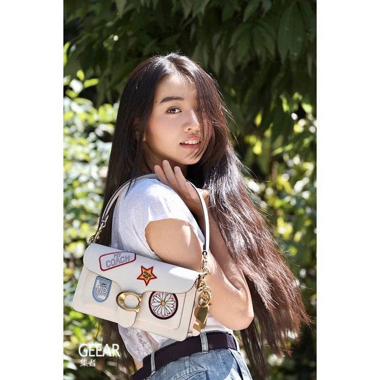 希咲彩最新番號(hào)，友情色彩的日常揭秘