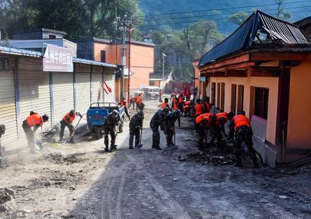 甘肅泥石流最新動(dòng)態(tài)，災(zāi)難預(yù)警與應(yīng)對(duì)策略探討