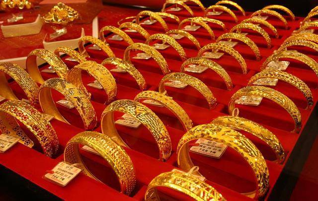 最新黃金回收價格老鳳祥，科技重塑黃金價值，引領(lǐng)未來生活體驗